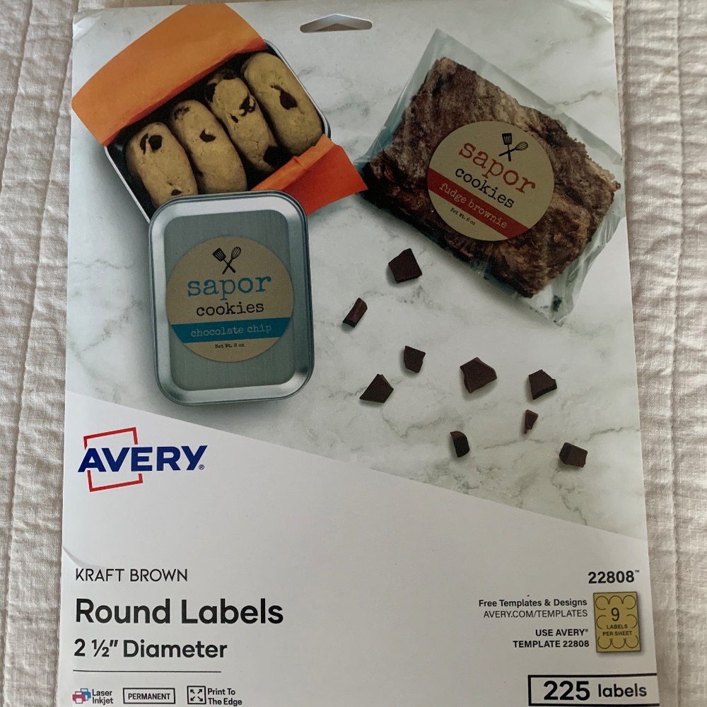 Avery 2.5" Diameter Round Kraft Brown Labels, 22808, 23 Sheets, Qty 207